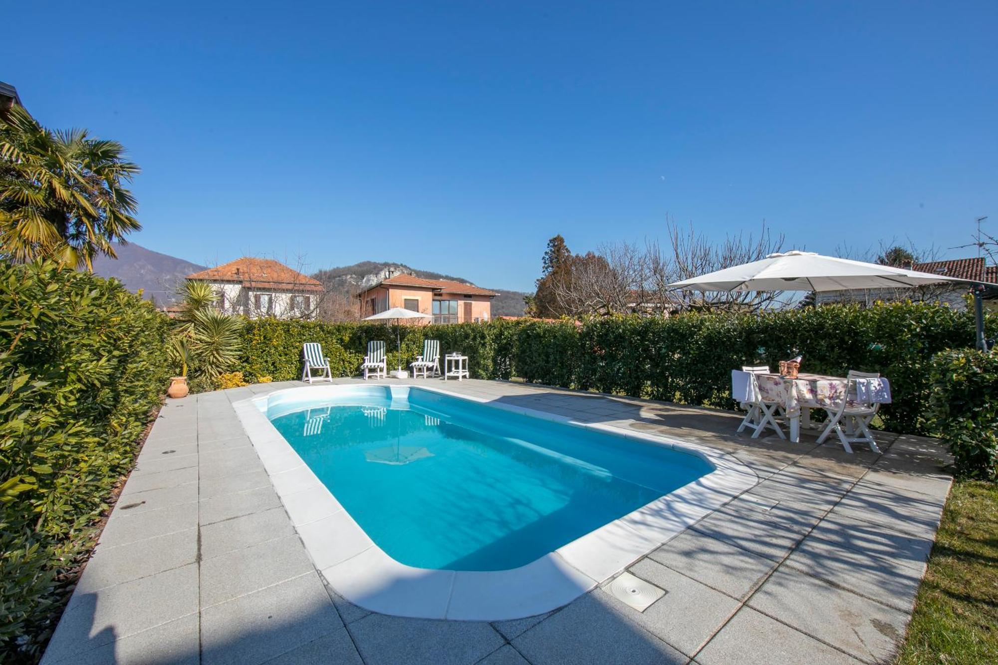Casa Amabile With Salty Water Pool - Happy Rentals Reno Di Leggiuno المظهر الخارجي الصورة